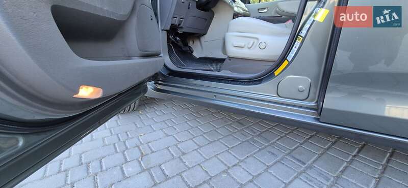 Мінівен Toyota Sienna 2013 в Києві