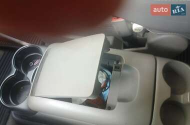Минивэн Toyota Sienna 2007 в 