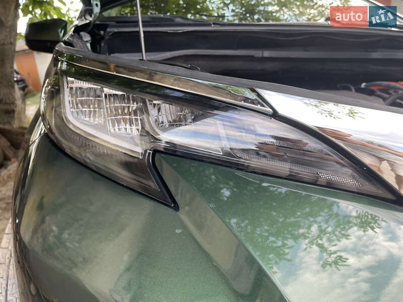 Минивэн Toyota Sienna 2021 в Тернополе