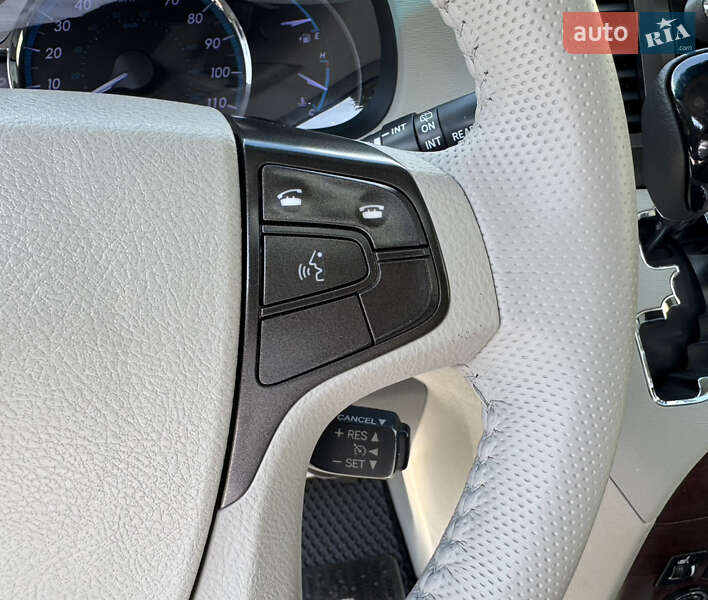 Мінівен Toyota Sienna 2013 в Одесі