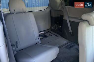 Мінівен Toyota Sienna 2018 в Києві