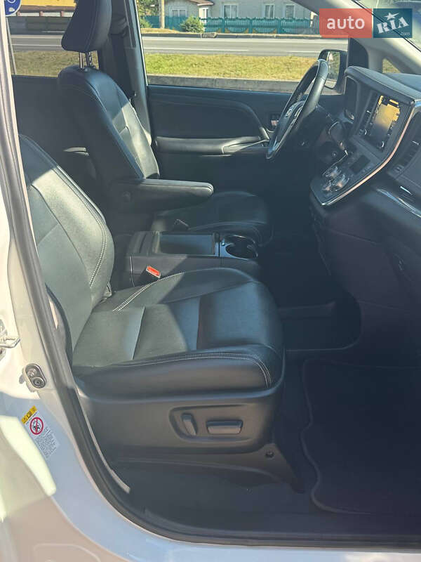 Минивэн Toyota Sienna 2019 в Броварах фото 19 Минивэн Toyota Sienna 2019 в Броварах
