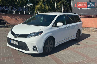 Мінівен Toyota Sienna 2019 в Броварах