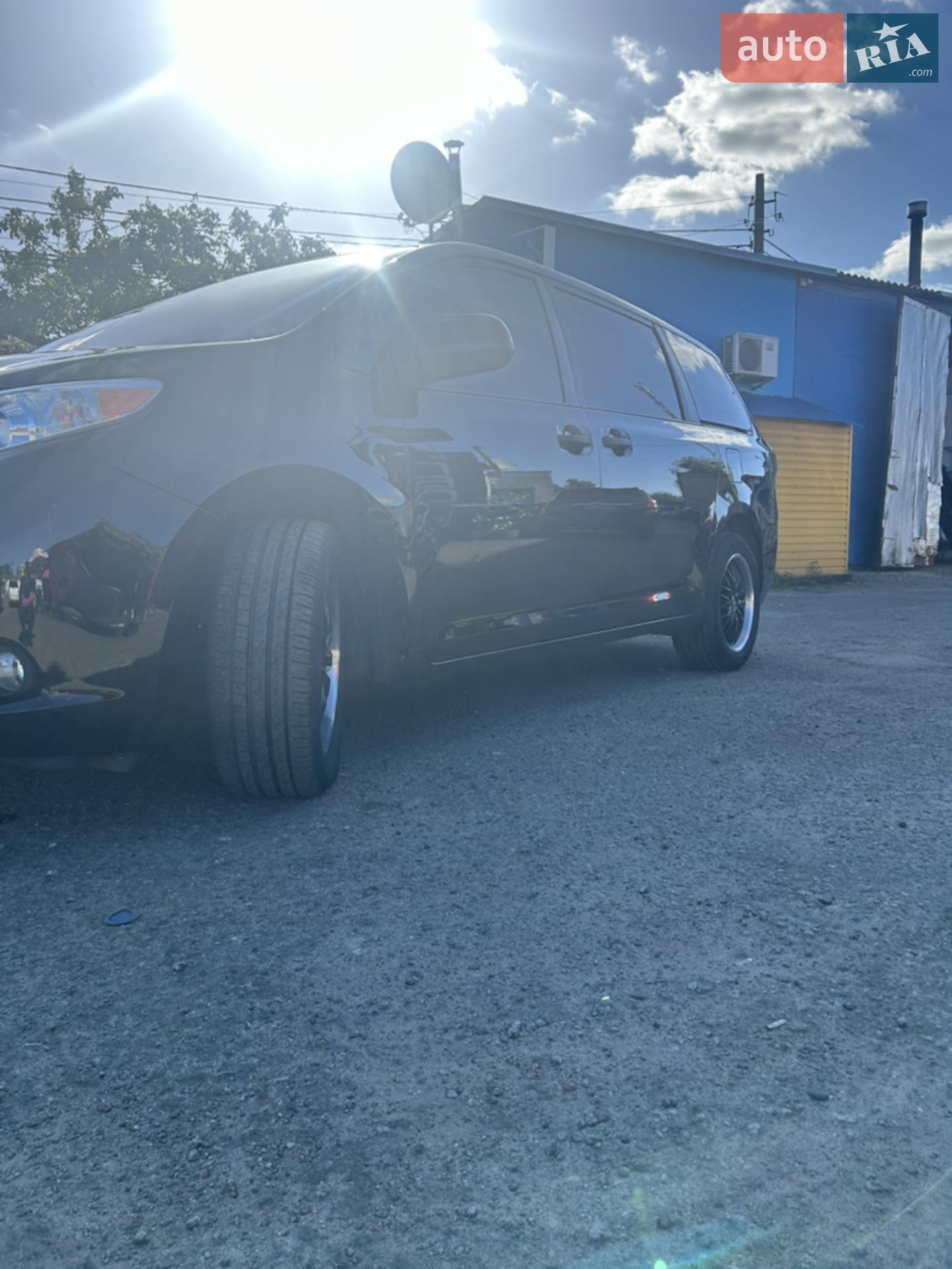 2011 Toyota Sienna - мініатюра 3
