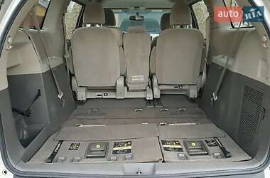 Минивэн Toyota Sienna 2016 в Львове