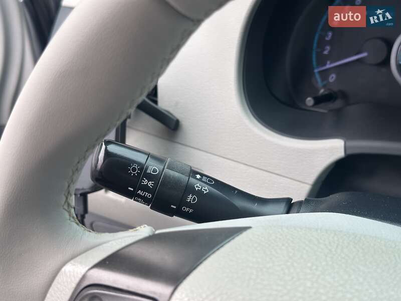 Минивэн Toyota Sienna 2012 в Киеве