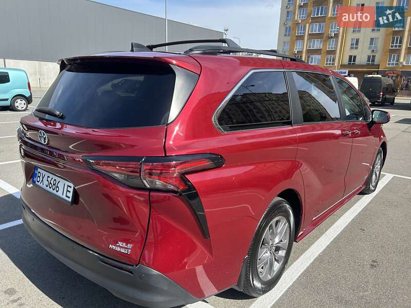 Мінівен Toyota Sienna 2021 в Києві фото 17 Мінівен Toyota Sienna 2021 в Києві
