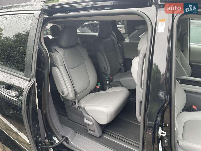 Минивэн Toyota Sienna 2021 в Виннице фото 8 Минивэн Toyota Sienna 2021 в Виннице