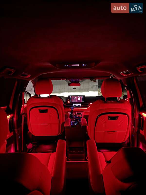 Мінівен Toyota Sienna 2022 в Одесі