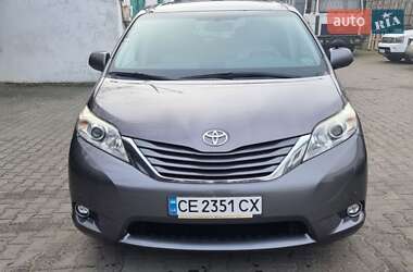 Минивэн Toyota Sienna 2011 в Черновцах