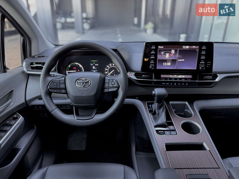Минивэн Toyota Sienna 2022 в Одессе фото 21 Минивэн Toyota Sienna 2022 в Одессе