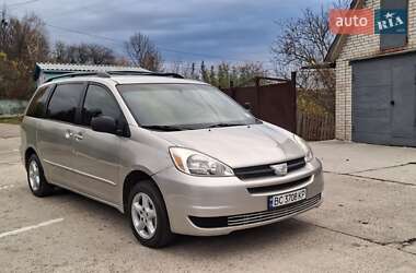 Мінівен Toyota Sienna 2004 в Києві