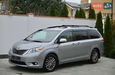 Минивэн Toyota Sienna 2012 в Одессе