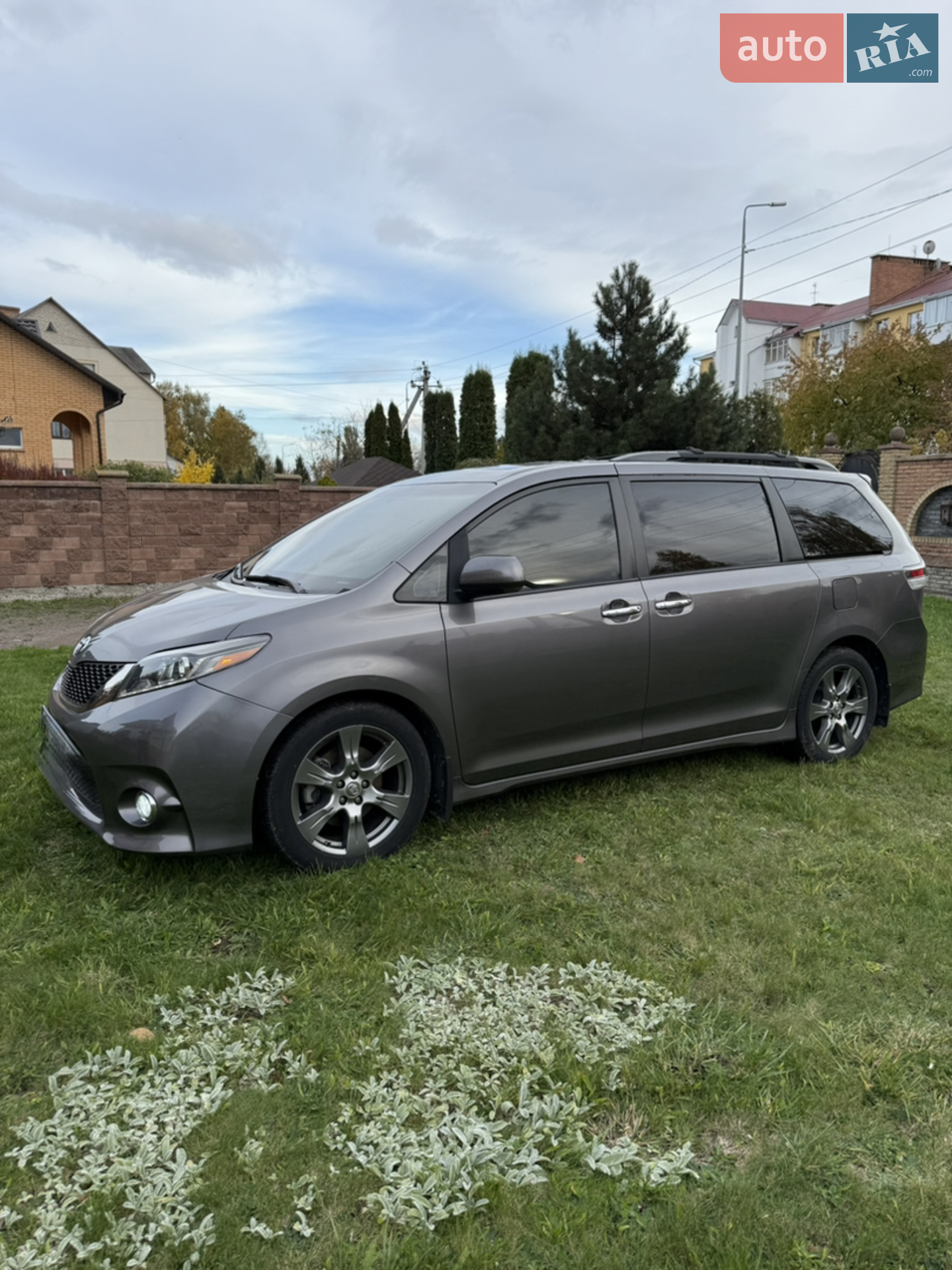 2017 Toyota Sienna - мініатюра 4