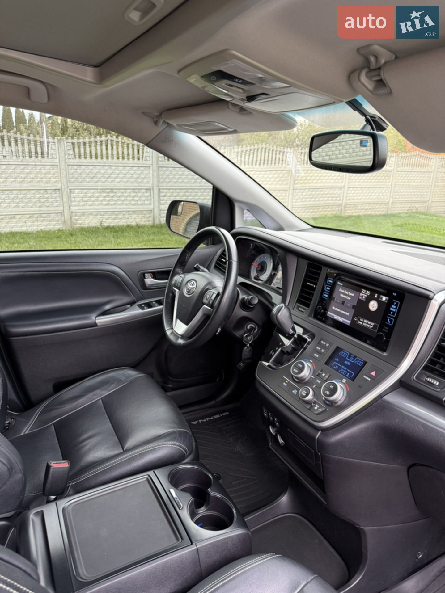 2017 Toyota Sienna - мініатюра 9