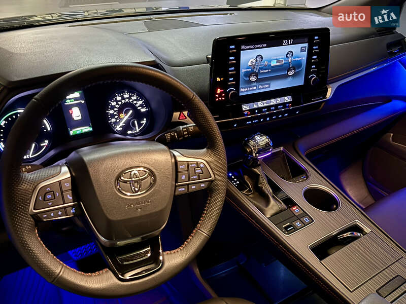 Минивэн Toyota Sienna 2022 в Киеве