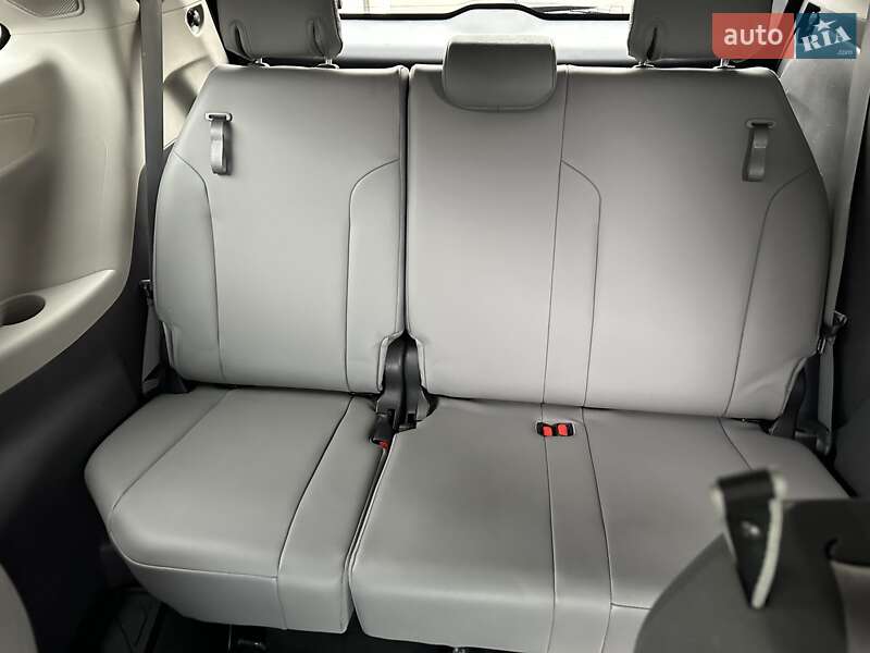Мінівен Toyota Sienna 2021 в Білій Церкві фото 13 Мінівен Toyota Sienna 2021 в Білій Церкві