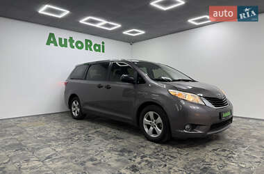 Минивэн Toyota Sienna 2015 в Одессе