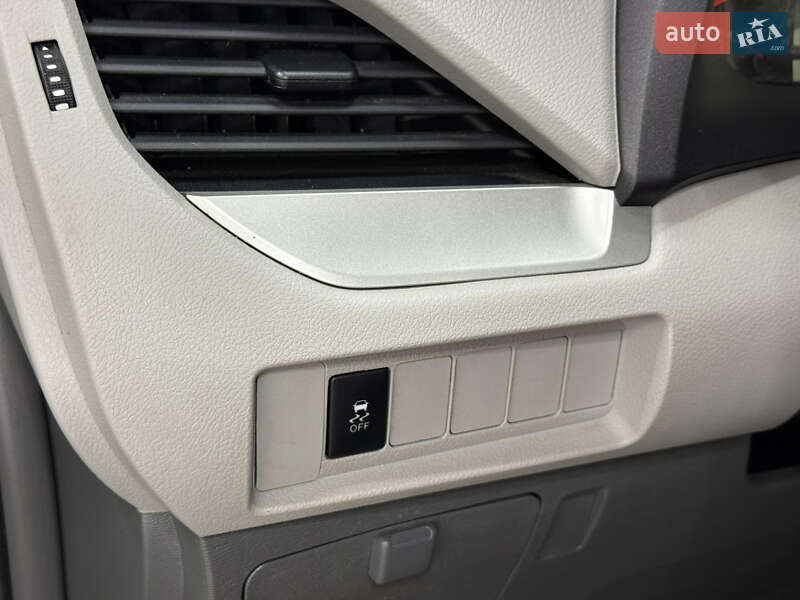 Минивэн Toyota Sienna 2015 в Одессе