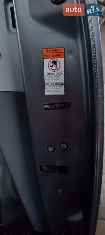 Минивэн Toyota Sienna 2015 в Черновцах фото 58 Минивэн Toyota Sienna 2015 в Черновцах