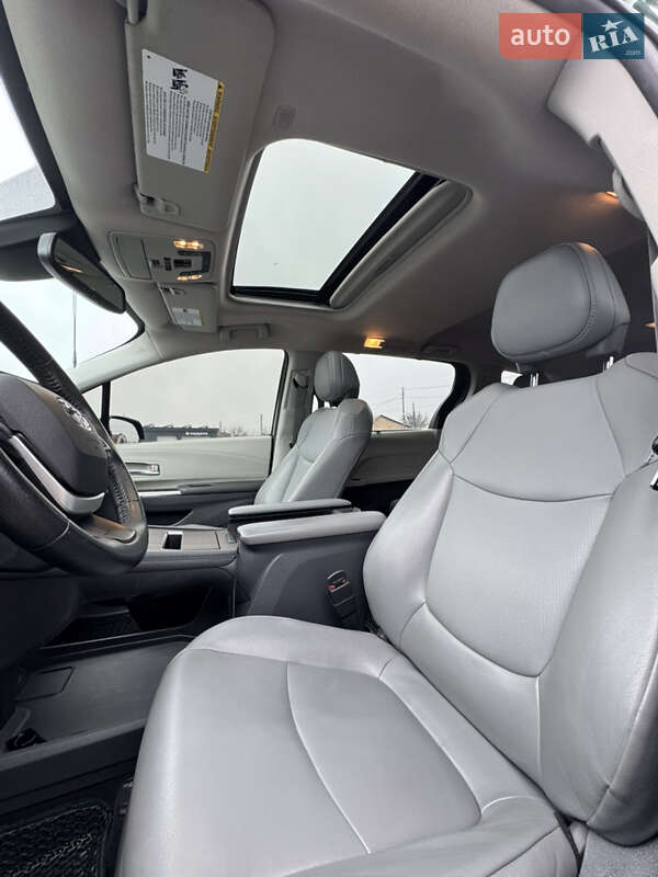 Минивэн Toyota Sienna 2021 в Белой Церкви фото 13 Минивэн Toyota Sienna 2021 в Белой Церкви