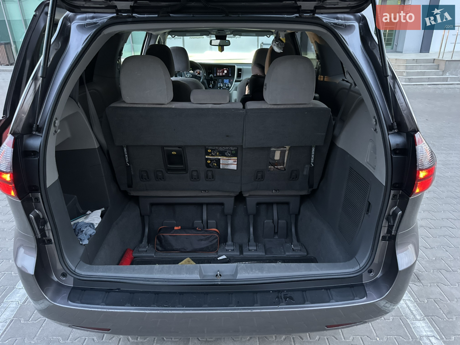 2019 Toyota Sienna - мініатюра 26