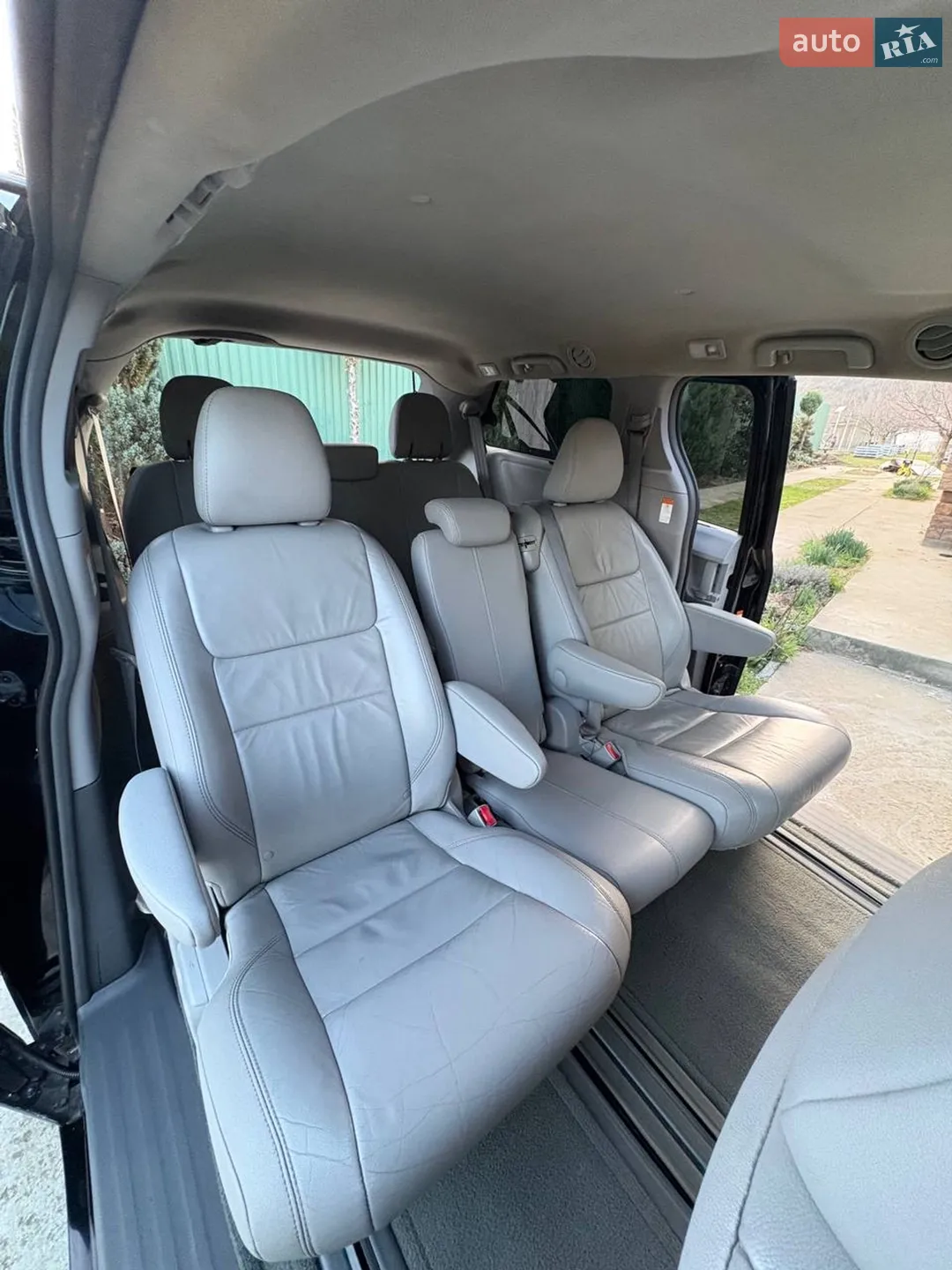 2017 Toyota Sienna - мініатюра 30