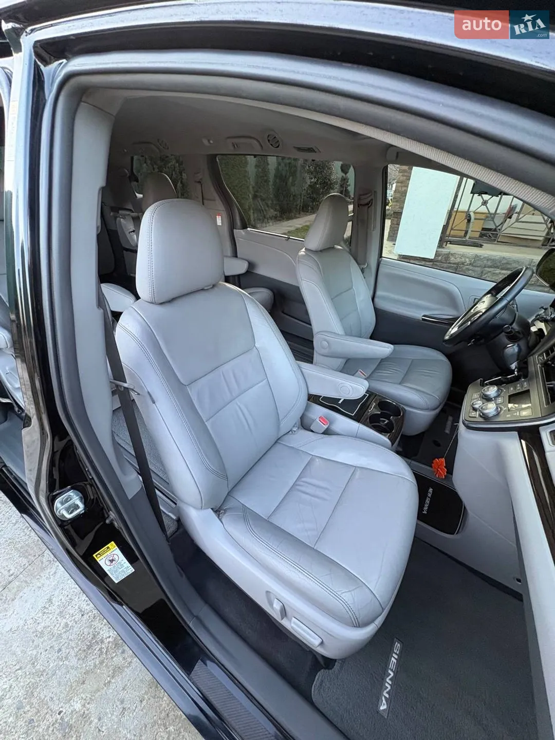 2017 Toyota Sienna - мініатюра 24