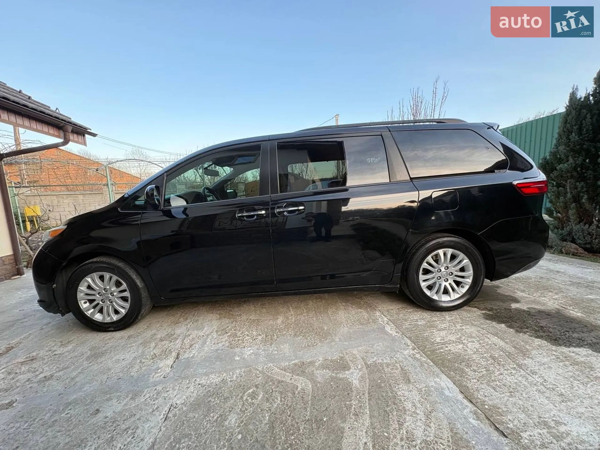 2017 Toyota Sienna - мініатюра 4