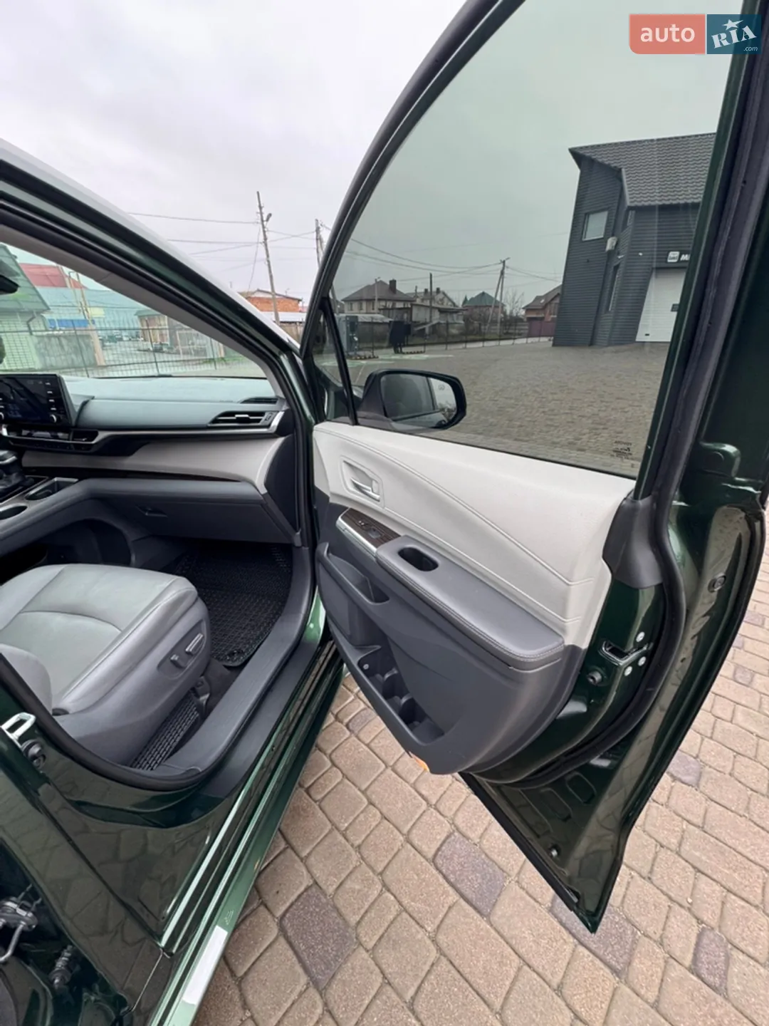 2021 Toyota Sienna - мініатюра 16