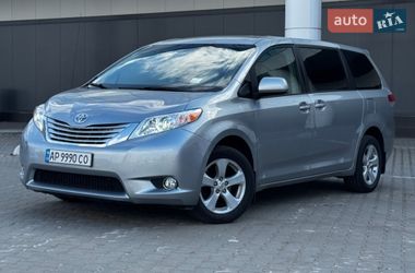 Минивэн Toyota Sienna 2014 в Киеве
