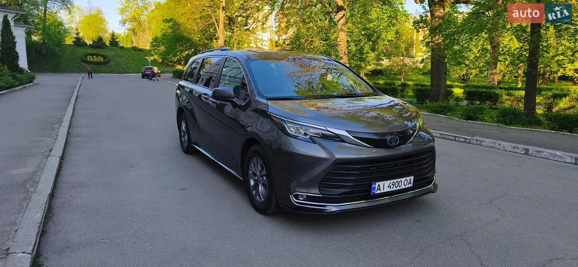 2023 Toyota Sienna - мініатюра 2