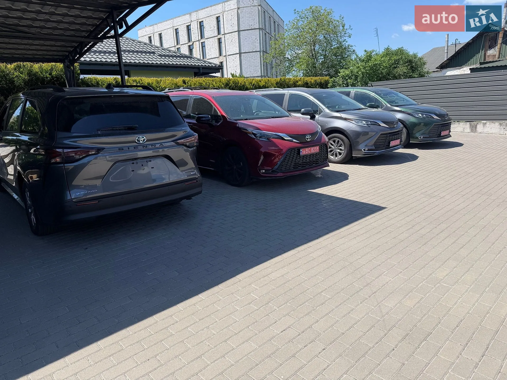 2023 Toyota Sienna - мініатюра 11