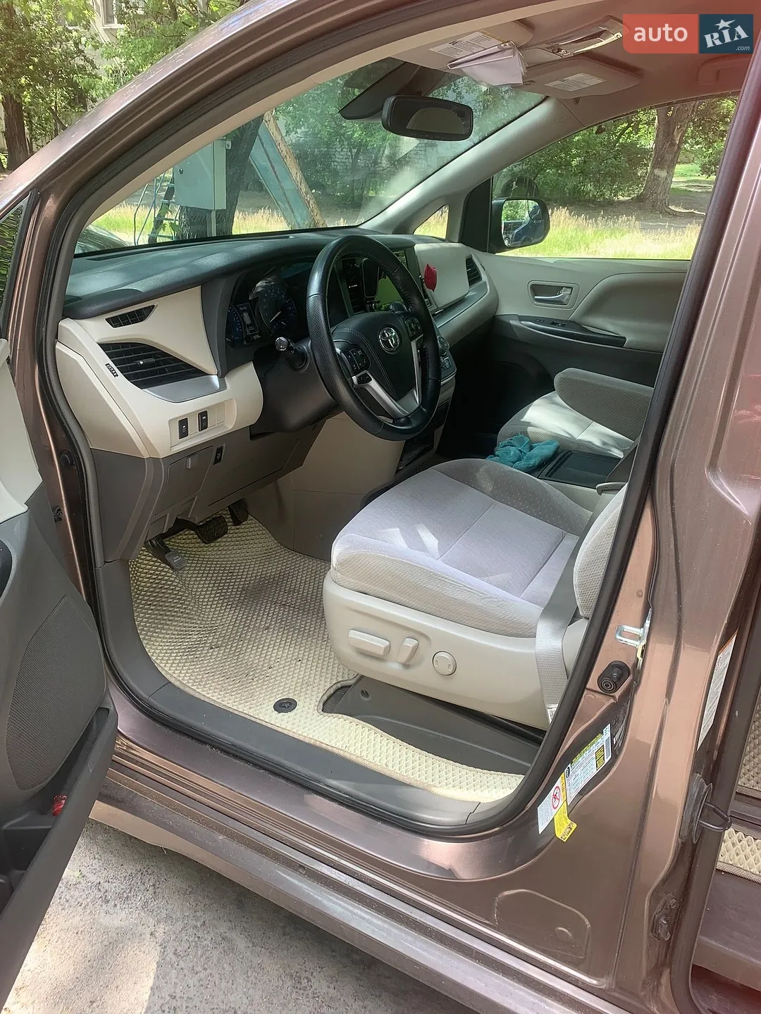 2018 Toyota Sienna - мініатюра 10