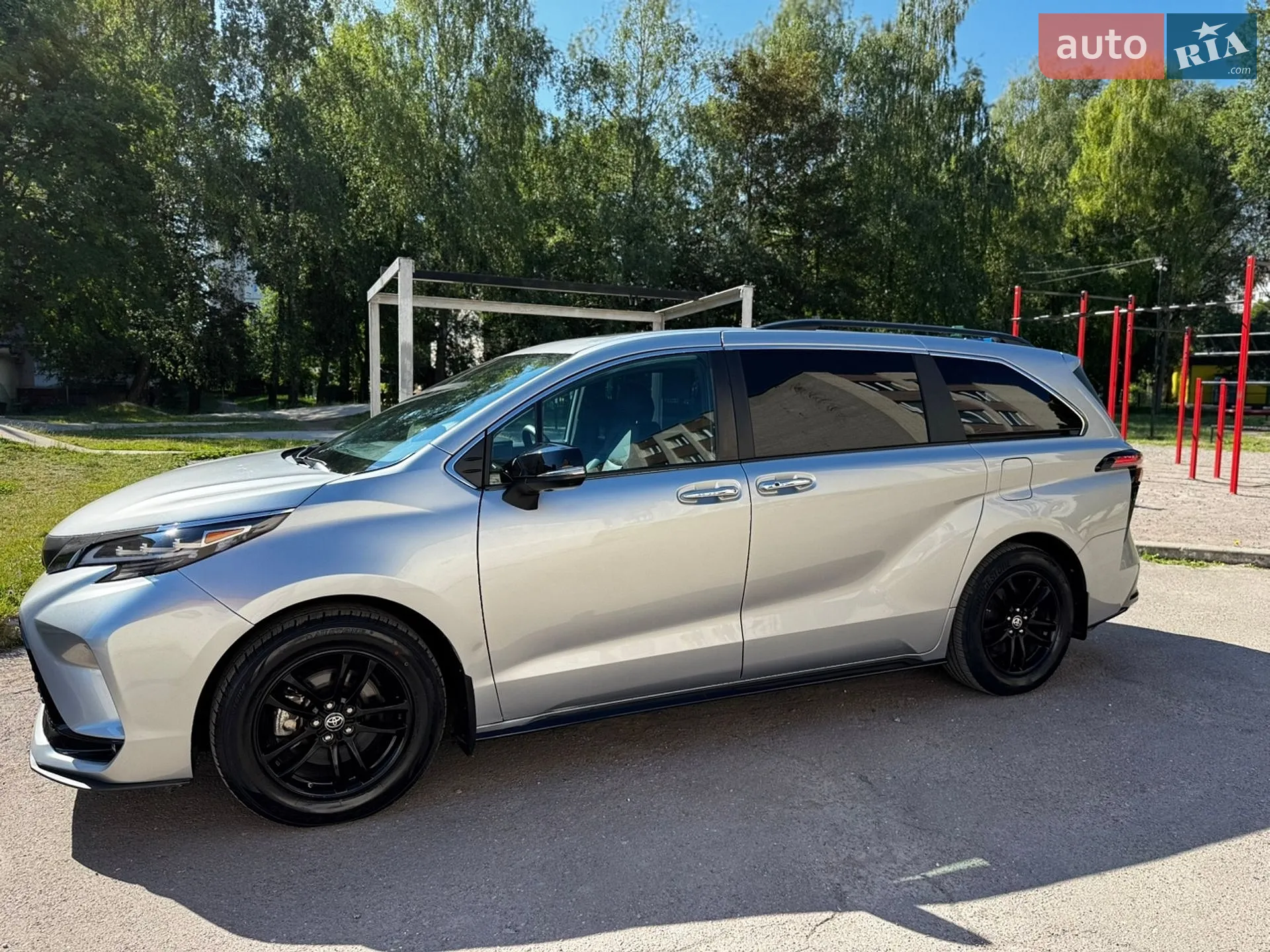 2023 Toyota Sienna - мініатюра 3