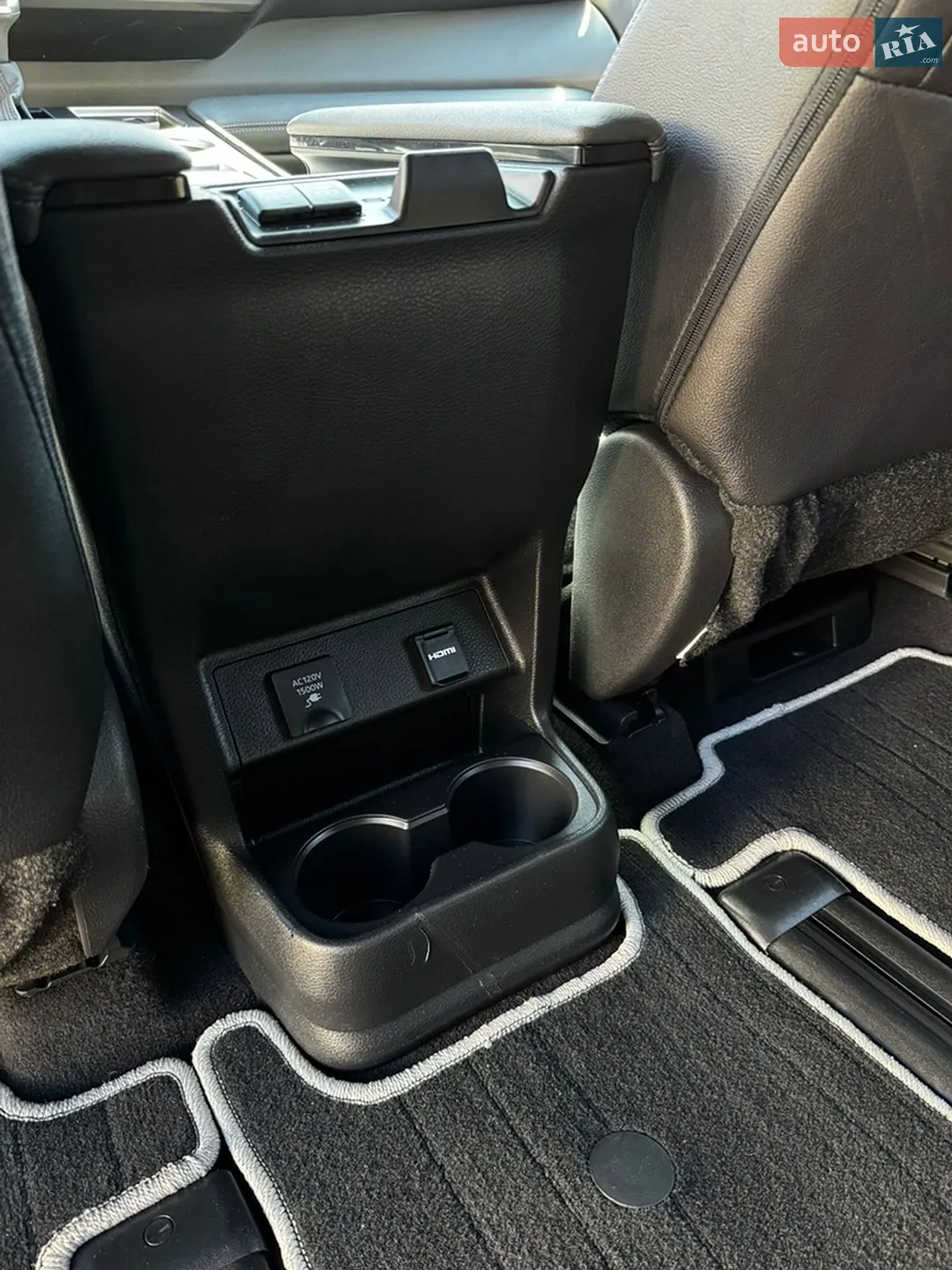 2023 Toyota Sienna - мініатюра 16