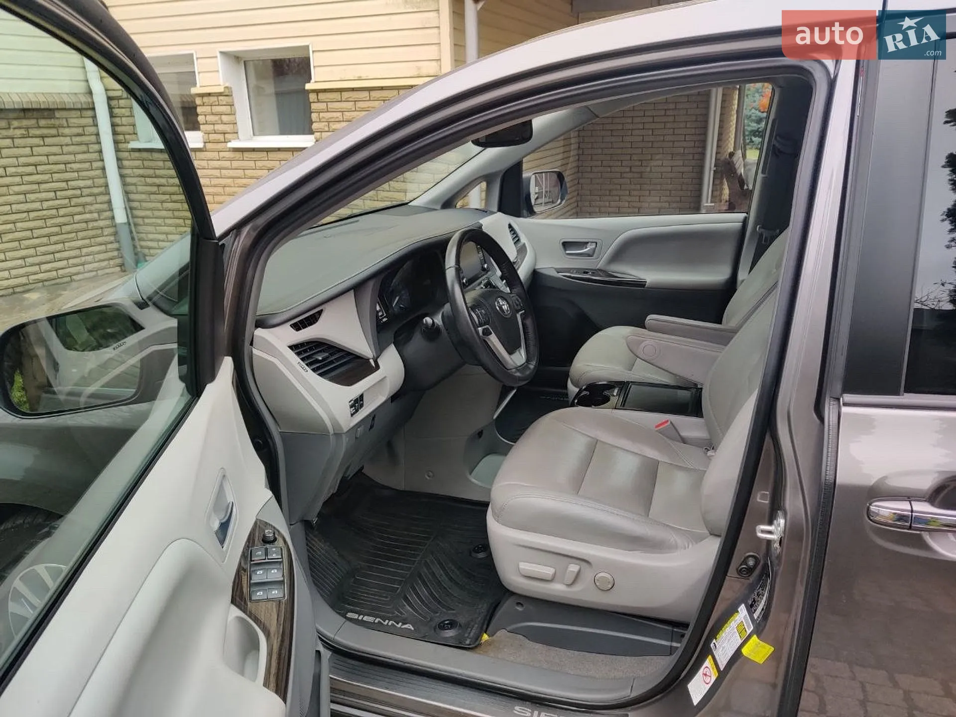 2018 Toyota Sienna - мініатюра 7