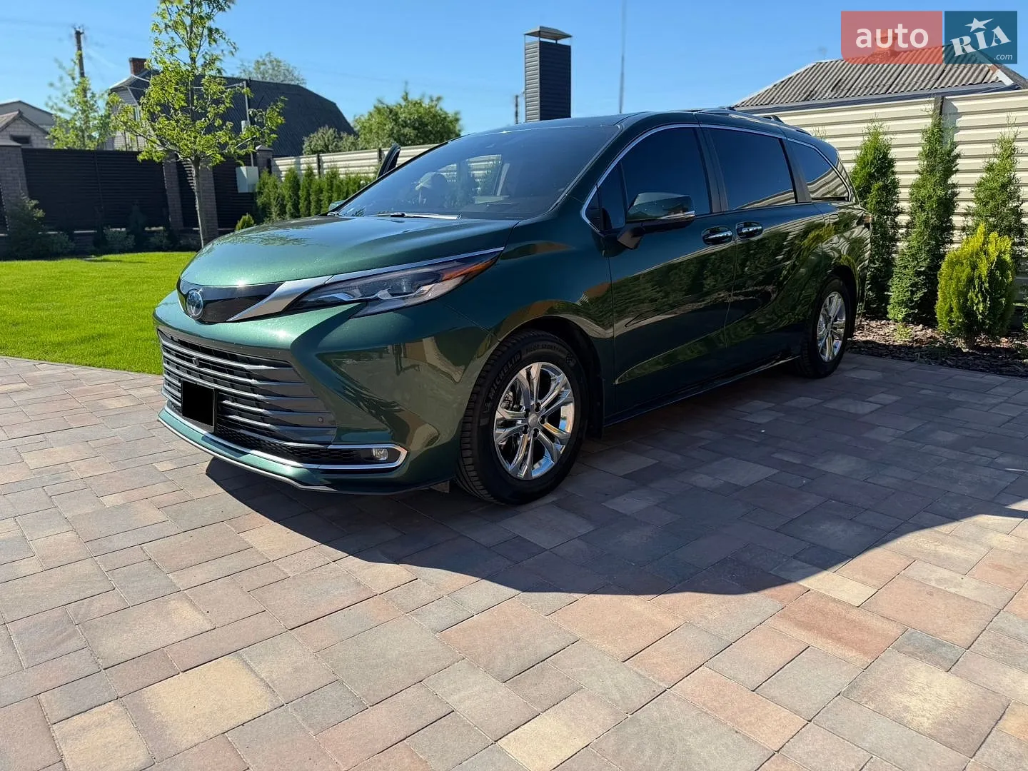 2023 Toyota Sienna - фото 1
