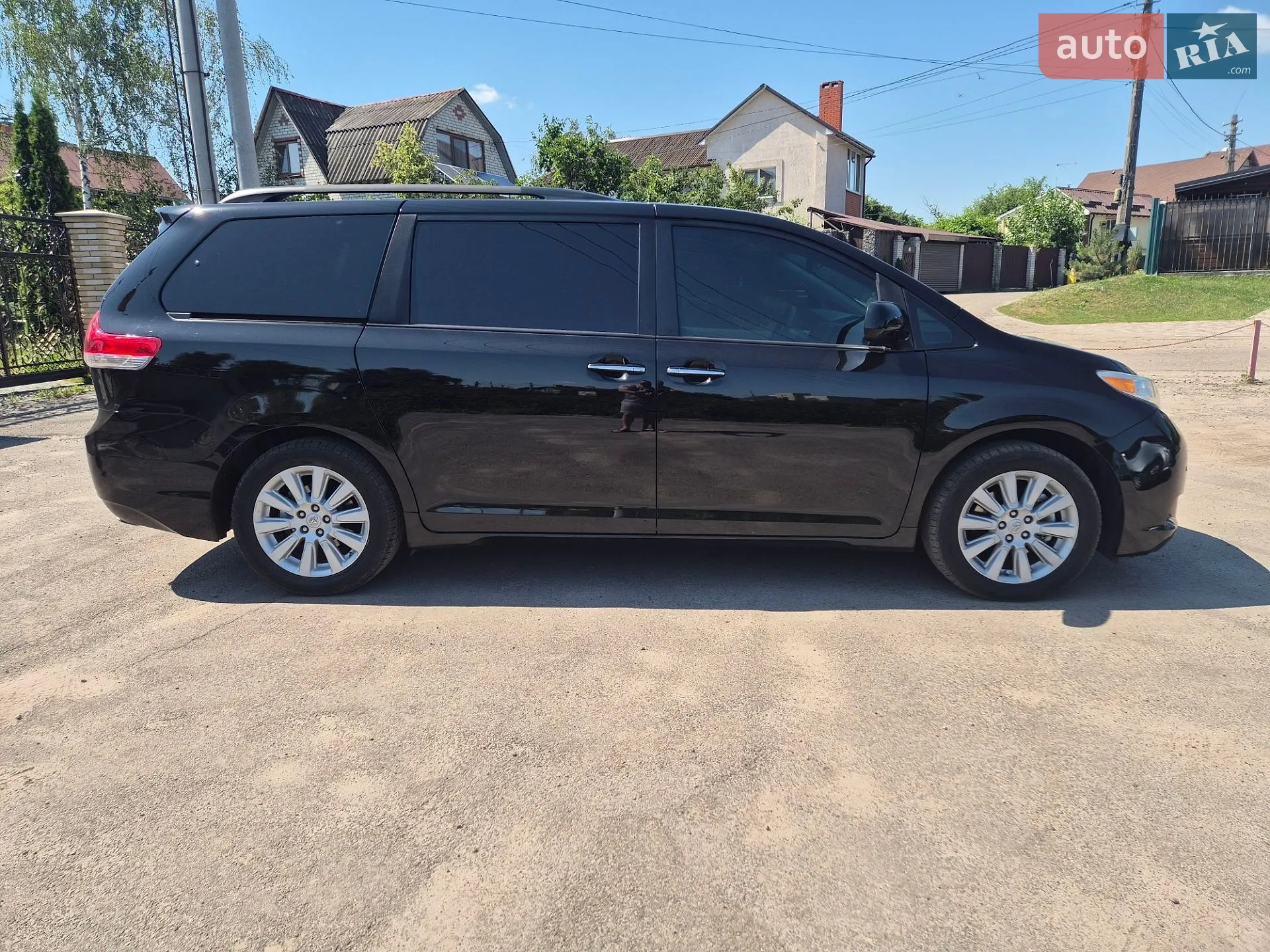 2012 Toyota Sienna - мініатюра 8