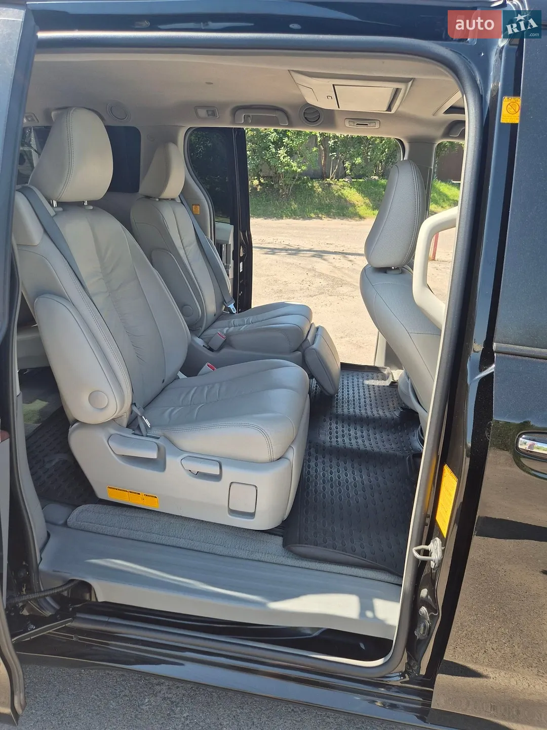 2012 Toyota Sienna - мініатюра 18