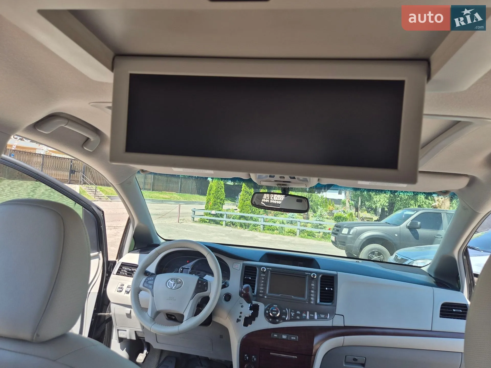 2012 Toyota Sienna - мініатюра 23