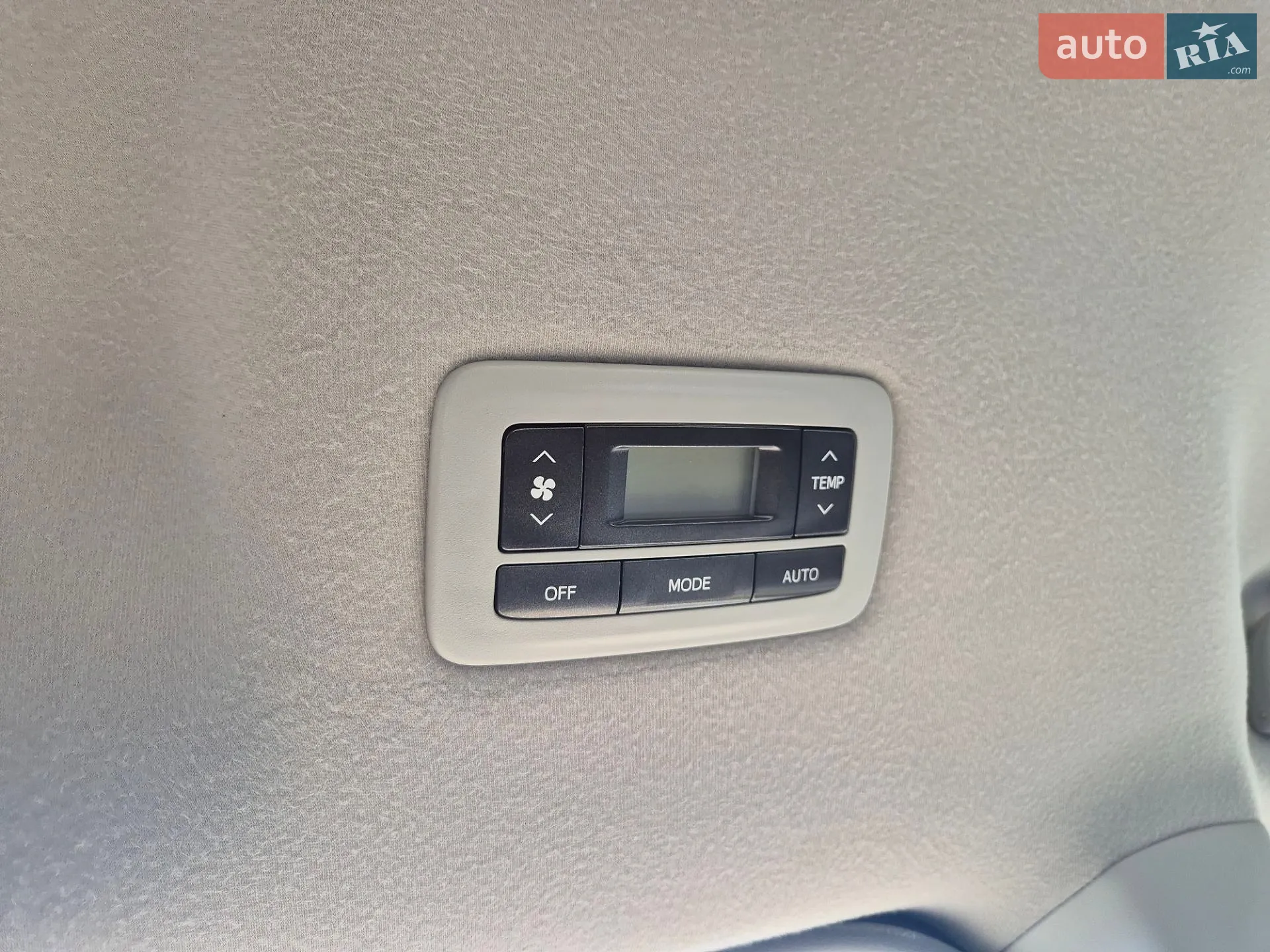 2012 Toyota Sienna - мініатюра 24