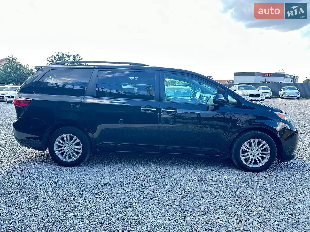 2017 Toyota Sienna - мініатюра 4
