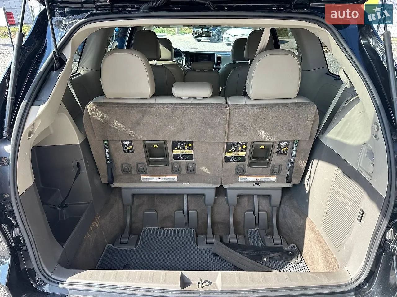 2017 Toyota Sienna - мініатюра 20