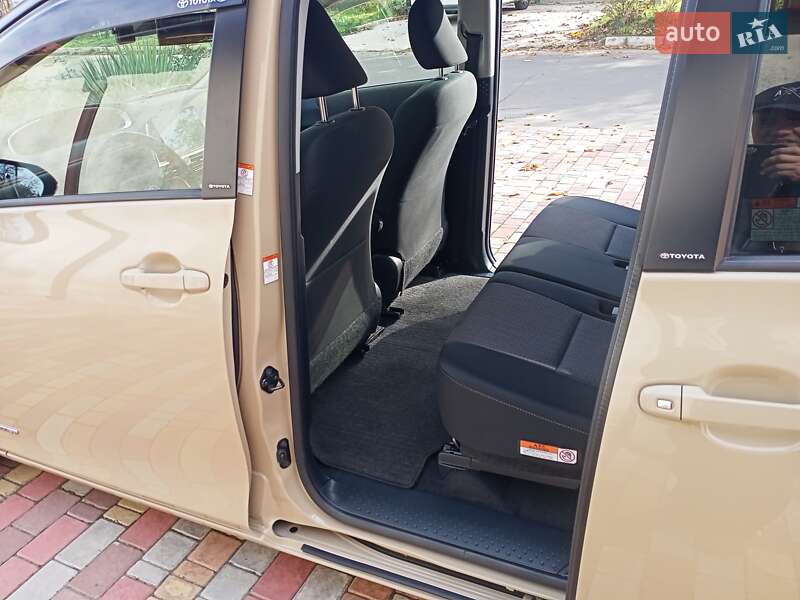 Минивэн Toyota Sienta 2018 в Одессе фото 49 Минивэн Toyota Sienta 2018 в Одессе