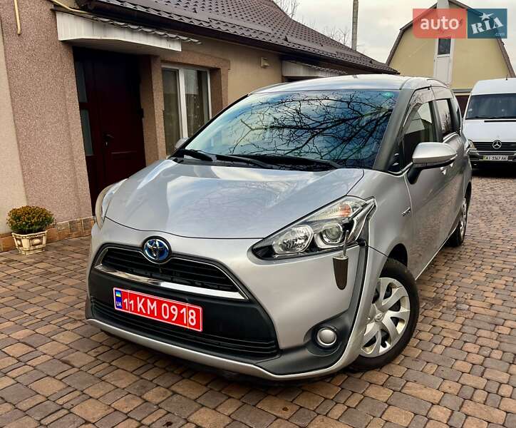 Минивэн Toyota Sienta 2018 в Белой Церкви