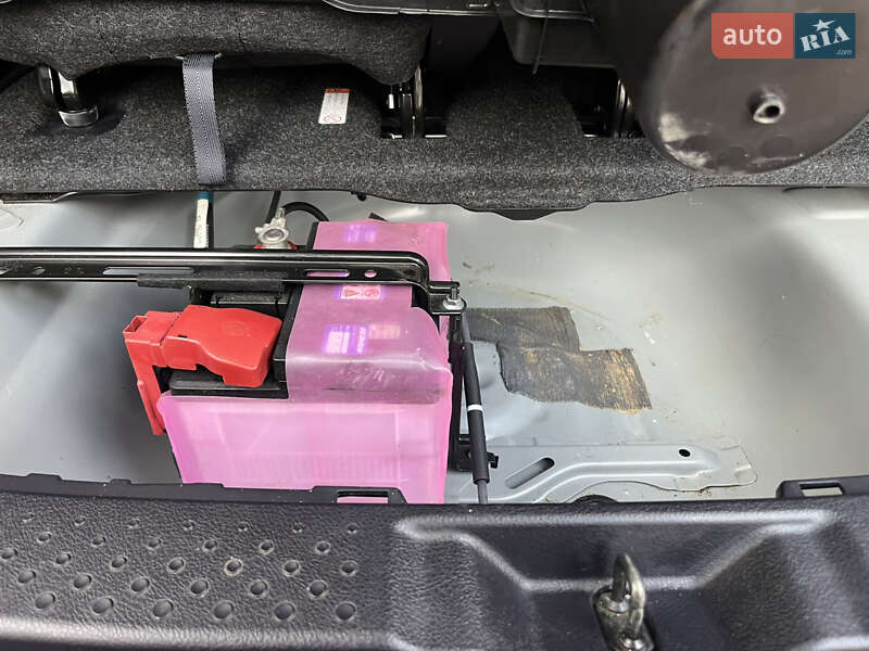 Минивэн Toyota Sienta 2018 в Белой Церкви