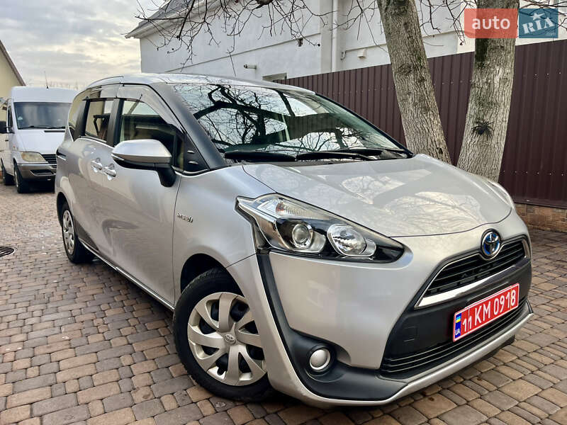 Минивэн Toyota Sienta 2018 в Белой Церкви