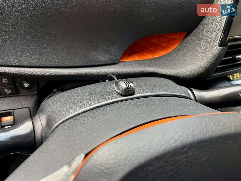 Минивэн Toyota Sienta 2018 в Белой Церкви