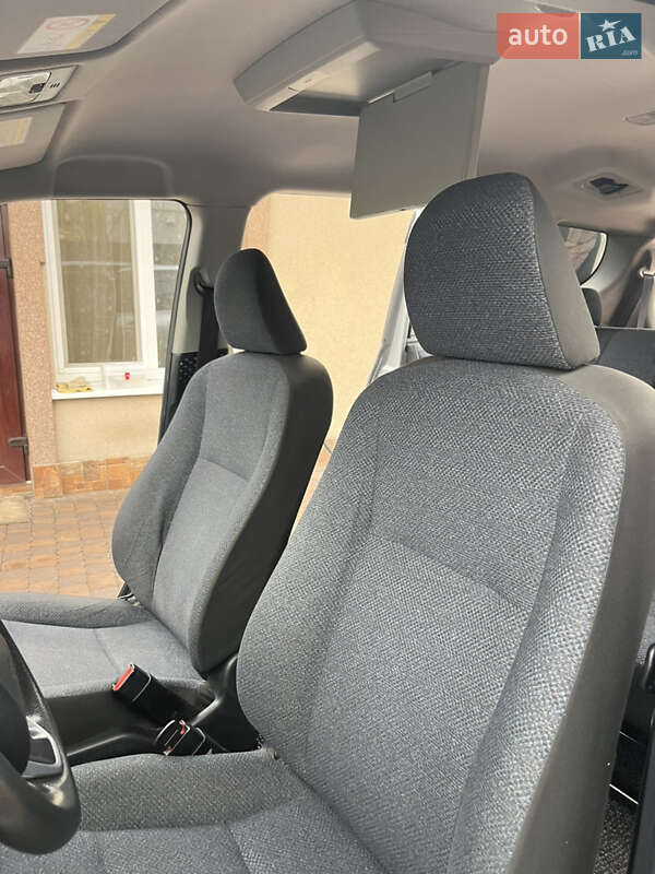 Минивэн Toyota Sienta 2018 в Белой Церкви